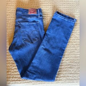 Levi's Classic Indigo Straight Jeans size 30 women’s